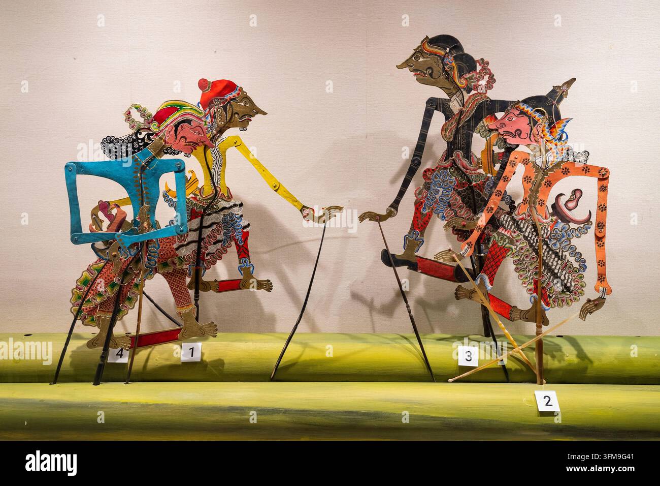historische Figuren, Wayang, Schattenspiel, Museum Sonobudoyo ...