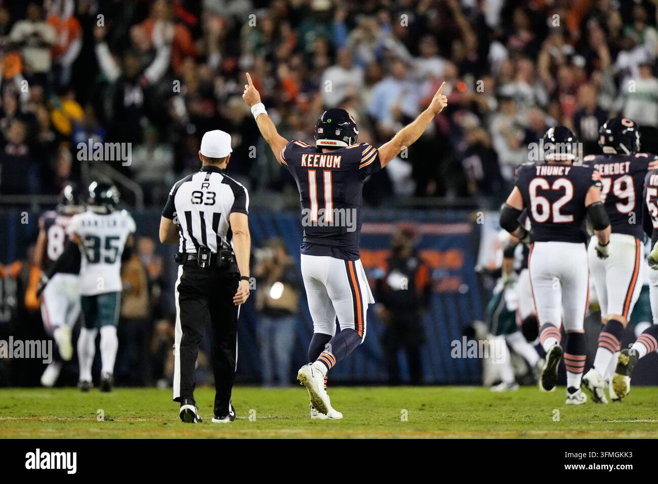 Case Keenum Guides Chicago Bears to 27-7 Victory Over Eagles