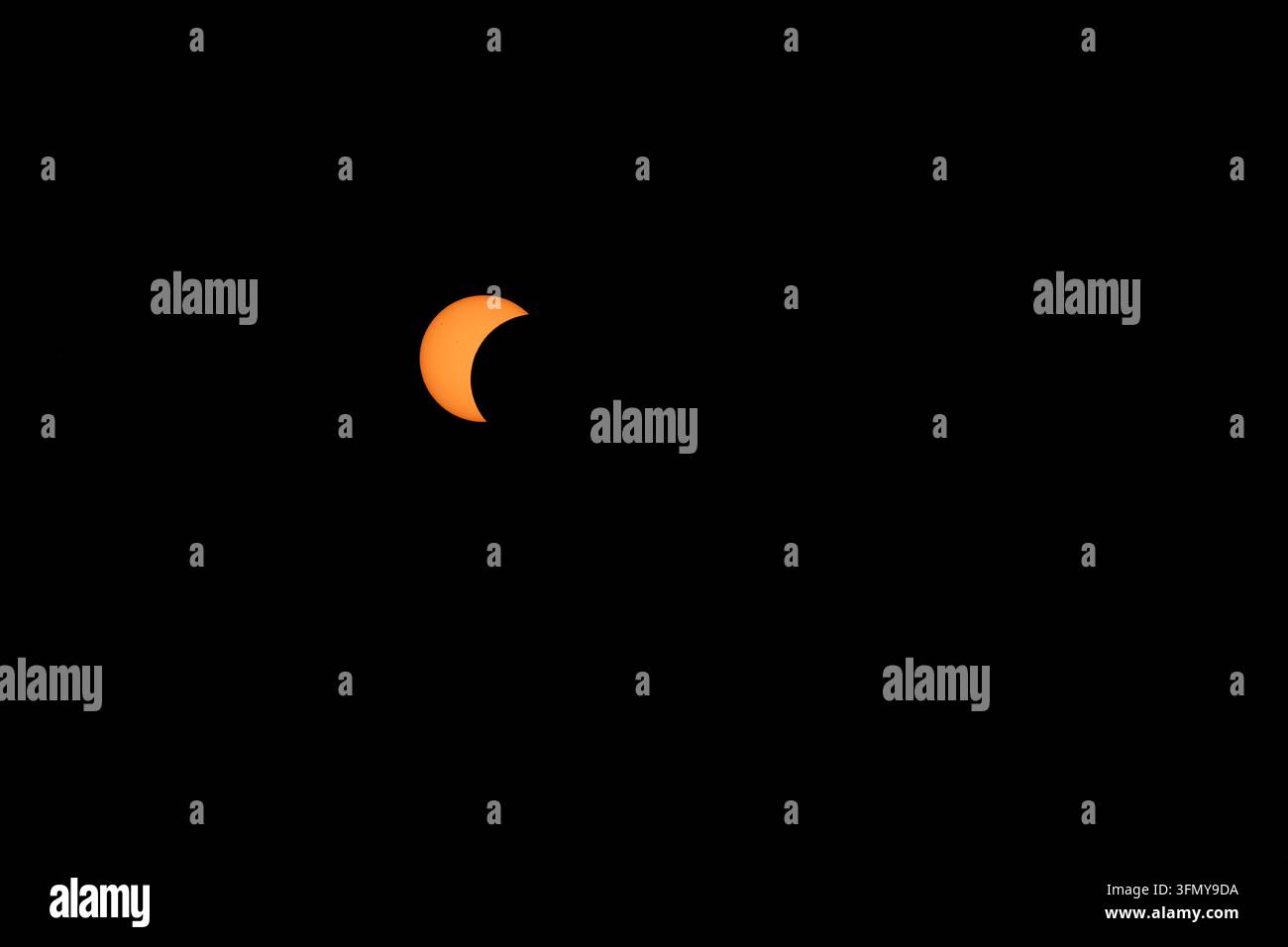 Spain Abstract Abstract futuristic celestial solar eclipse hi-res stock photography ...