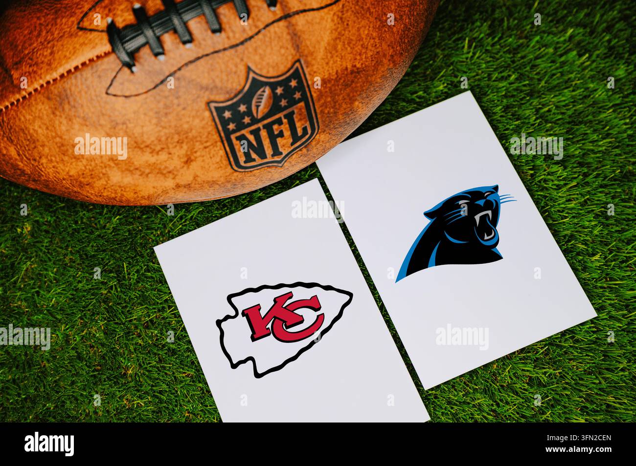 Kansas city chiefs vs carolina panthers hi-res stock photography and ...