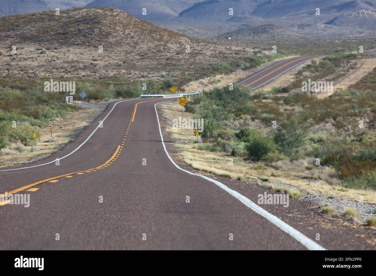 Van Horn, Texas, USA. 19th September, 2026. Drive from Van Horn, Texas ...