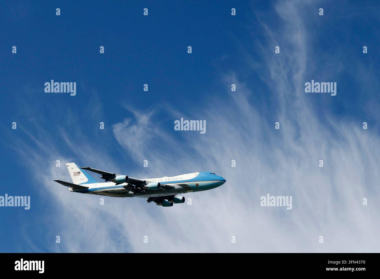 MEDINAH, IL - SEPTEMBER 27: Air Force One flies over the Sunday singles ...