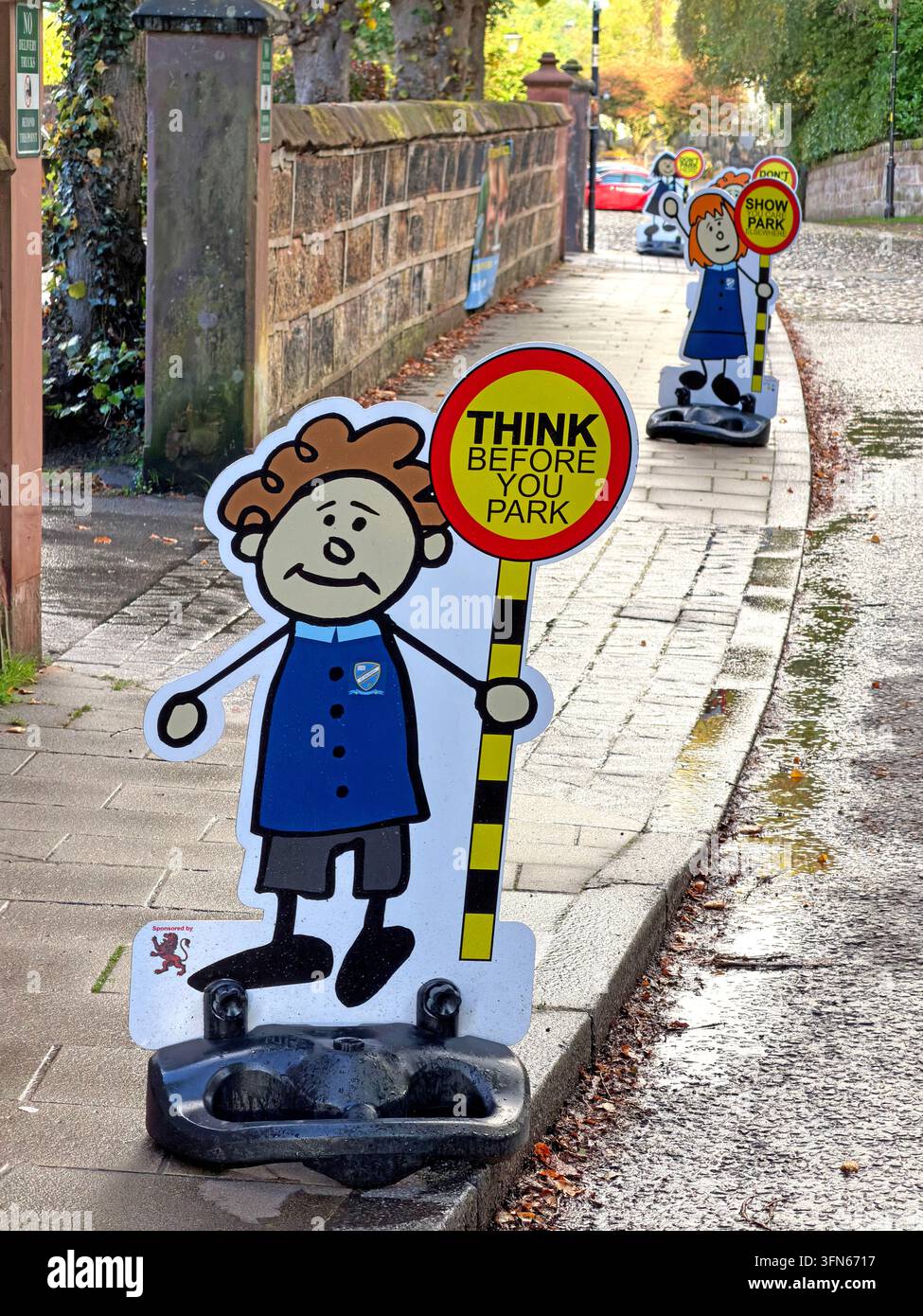 “Think Before You Park” school safety signs warn motorists as UK councils increasingly use School Streets,cameras and parking enforcement to tackle it Stock Photo