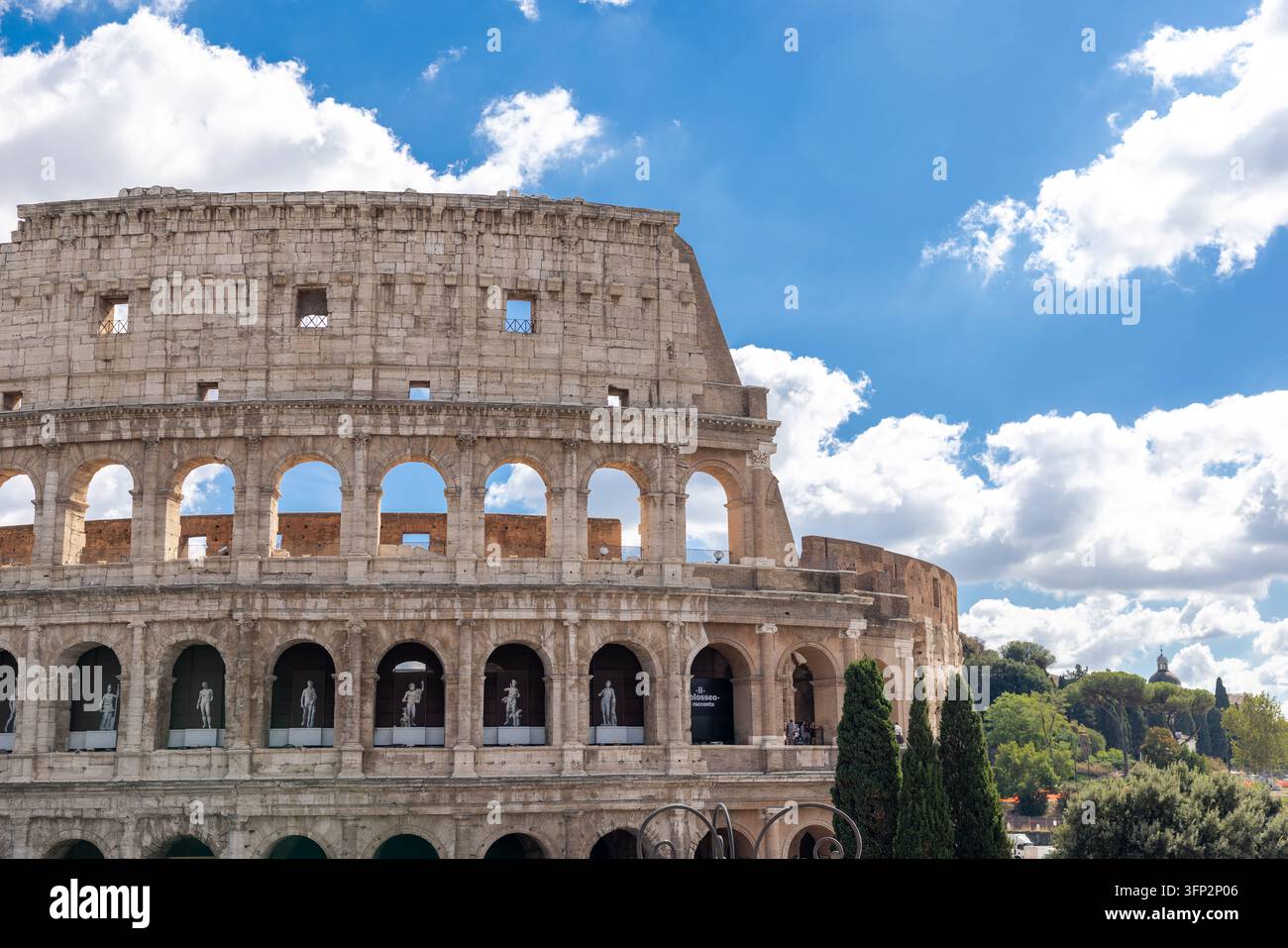 Vector Viewpoint Example View of the Colosseum, an ancient Roman amphitheater, under a bright ...
