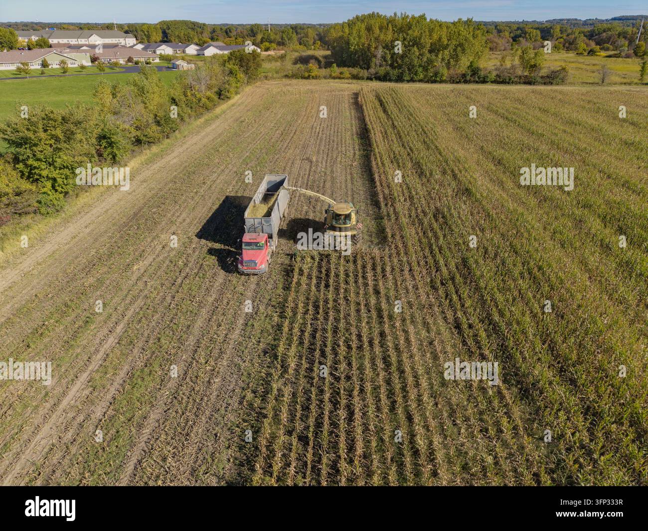 Loading Vehicle Vector Green Bay, Wisconsin, United States - 25 September 2026: Aerial view of ...