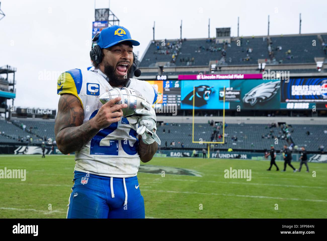 Los Angeles Rams running back Kyren Williams (23) reacts to receiving ...