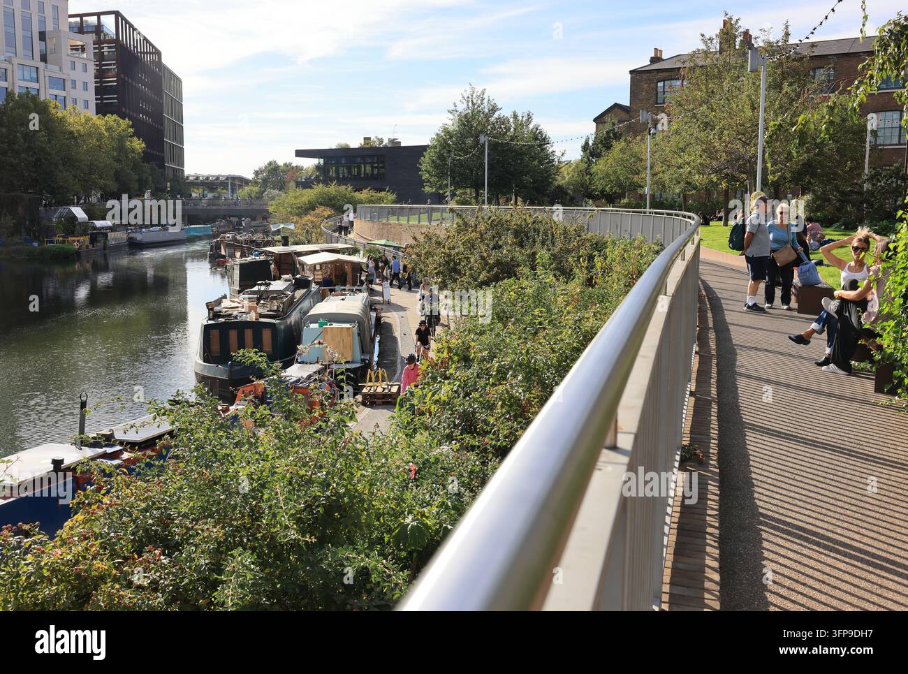 Vector Viewpoint Example View across Wharg Gardens along Regents Canal towards Granary Square in ...