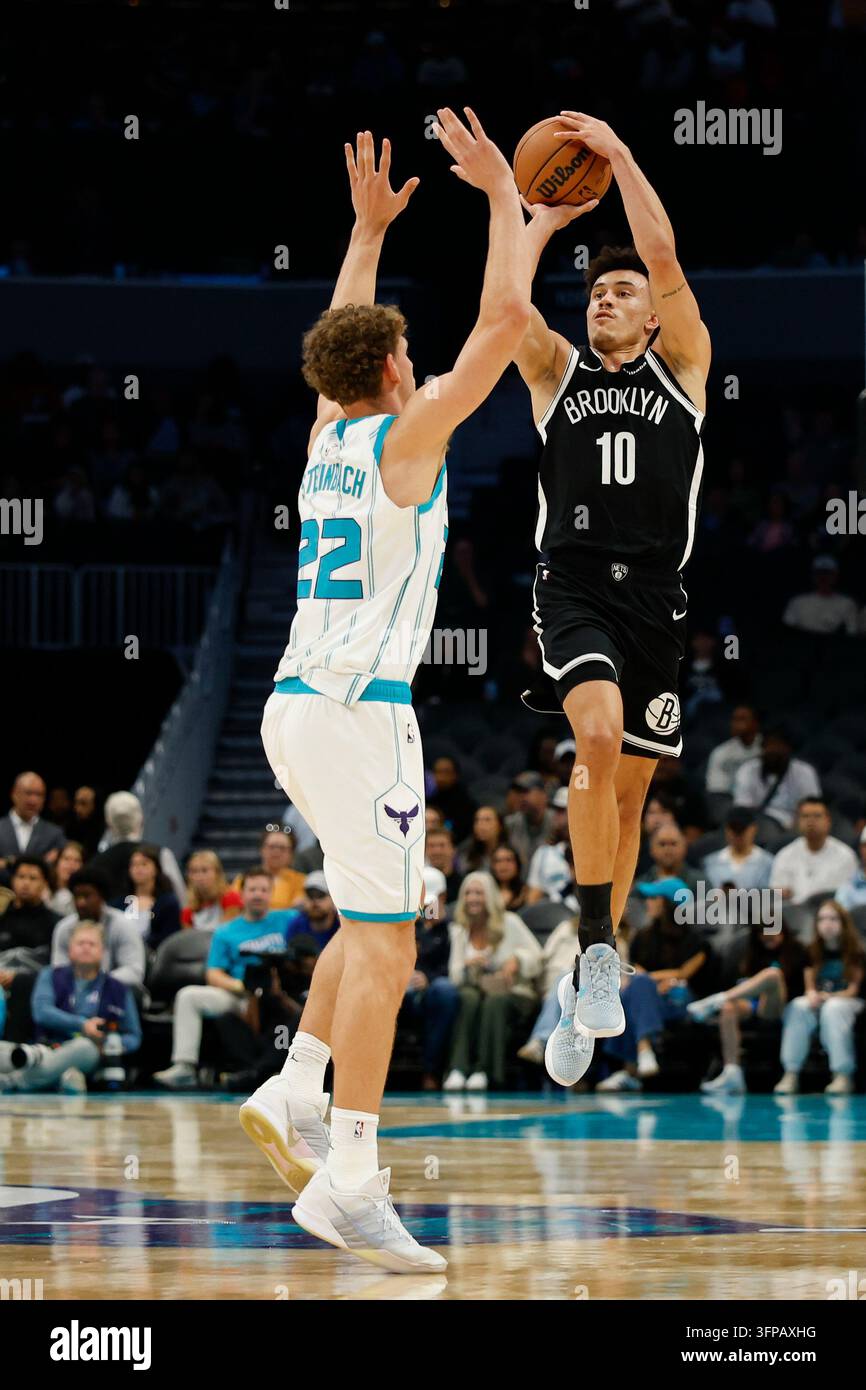 Hannes Steinbach Impresses in NBA Preseason Debut for Hornets Hannes Steinbach Impresses in NBA Preseason Debut for Hornets
