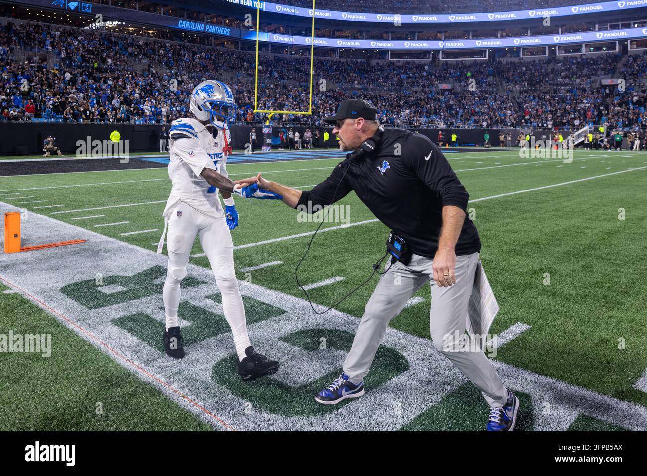 Dan Campbell Backs Kelvin Sheppard Despite NFL's Worst Defense Dan Campbell Backs Kelvin Sheppard Despite NFL's Worst Defense