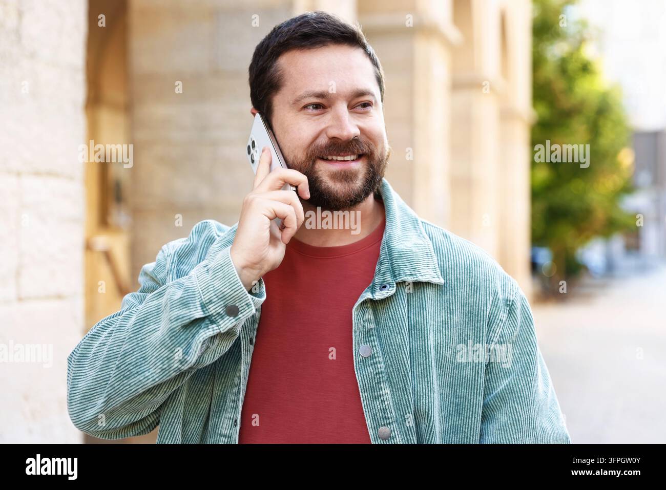 Handsome bearded man wearing denim hi-res stock photography and images ...