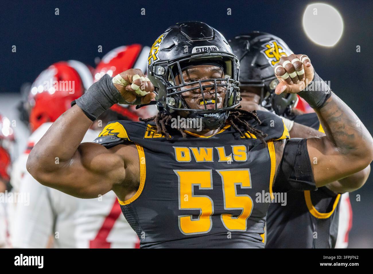 Kennesaw State defensive lineman Ugonna Nwoha (55) celebrates a stop ...
