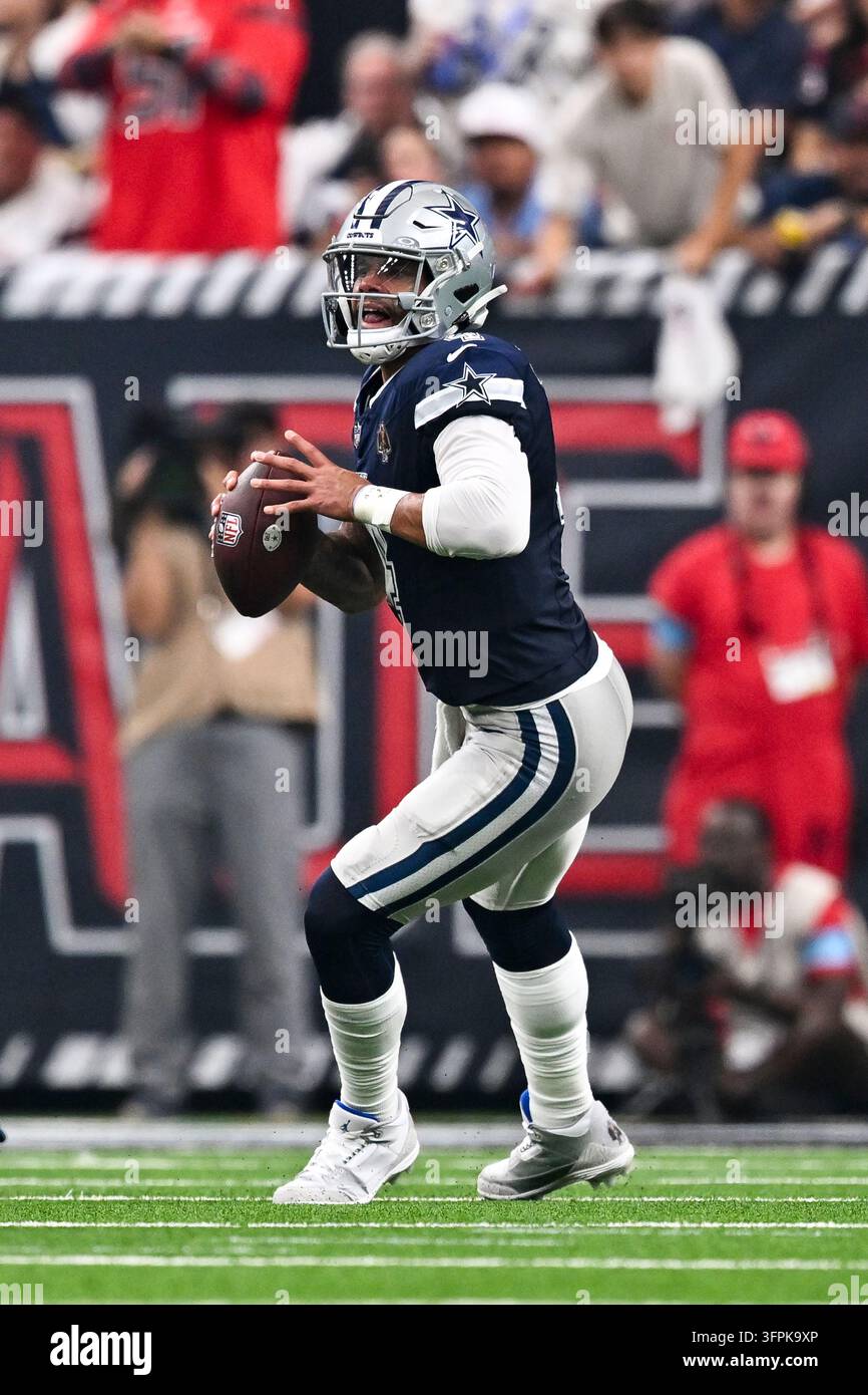 Dallas Cowboys quarterback Dak Prescott (4) looks to pass the ball ...