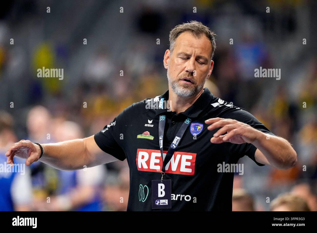 Se Rnl File Maik Machulla (coach, head coach, RNL), single image, individual photo ...
