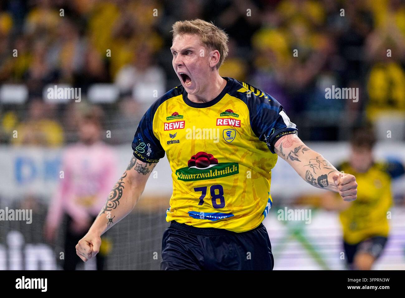 Se Rnl File Edwin Aspenbäck (RNL, 78), player of the Rhein-Neckar-Löwen, celebrates ...