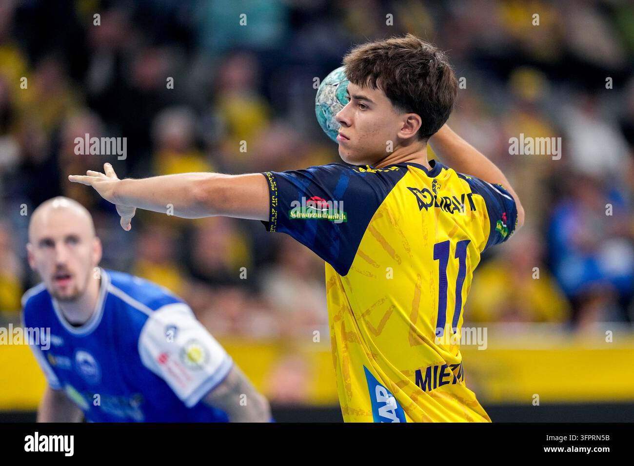 Se Rnl File Niclas Mierzwa (RNL, 11), single image, individual photo, during the ...