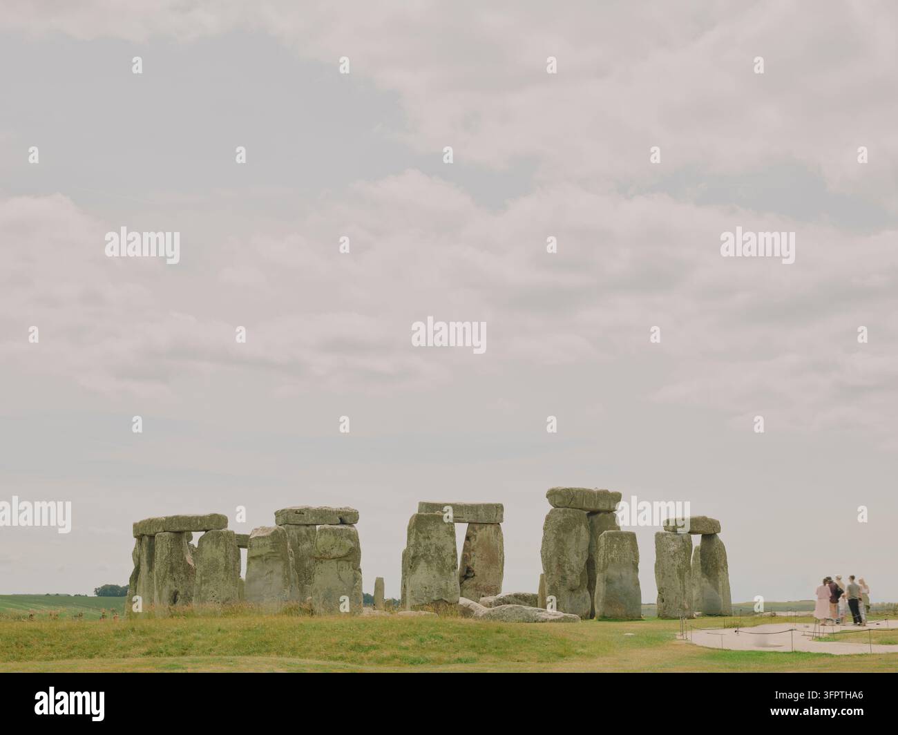 Visitoros Visitors crowd ancient stone hi-res stock photography and images - Alamy