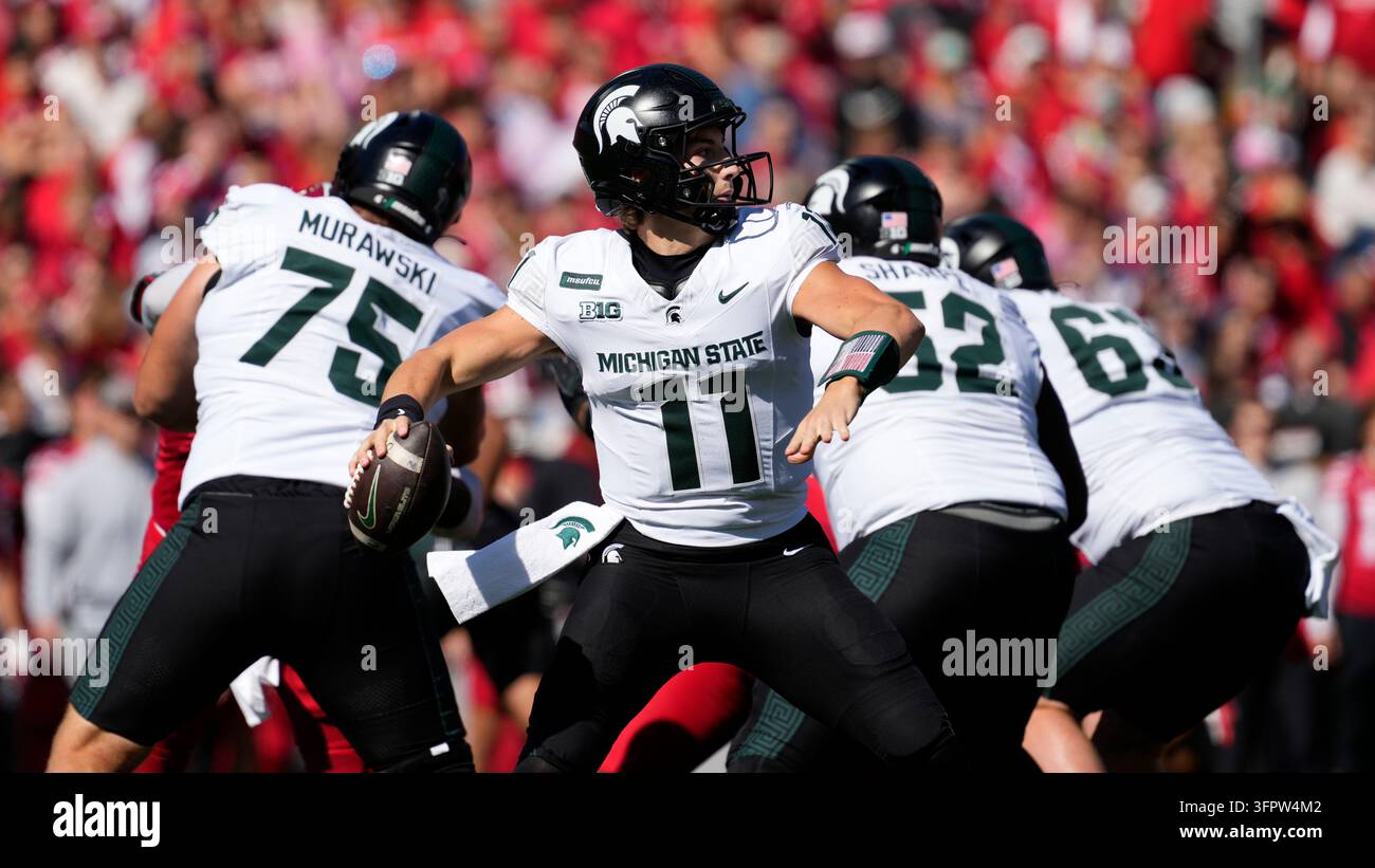 Michigan State's Alessio Milivojevic throws during an NCAA college ...