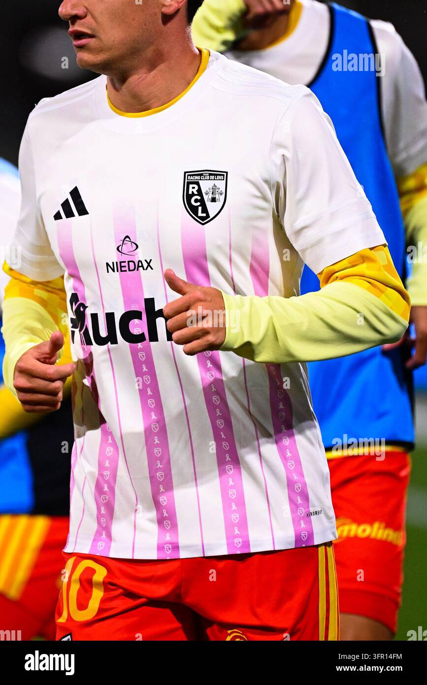 Illustration RC Lens Jersey for Pink October prior Ligue 1 McDonald's ...