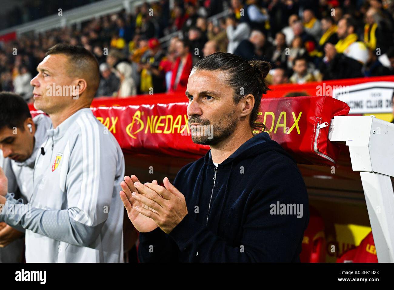 Yannick CAHUZAC head coach of Lens during Ligue 1 McDonald's match ...