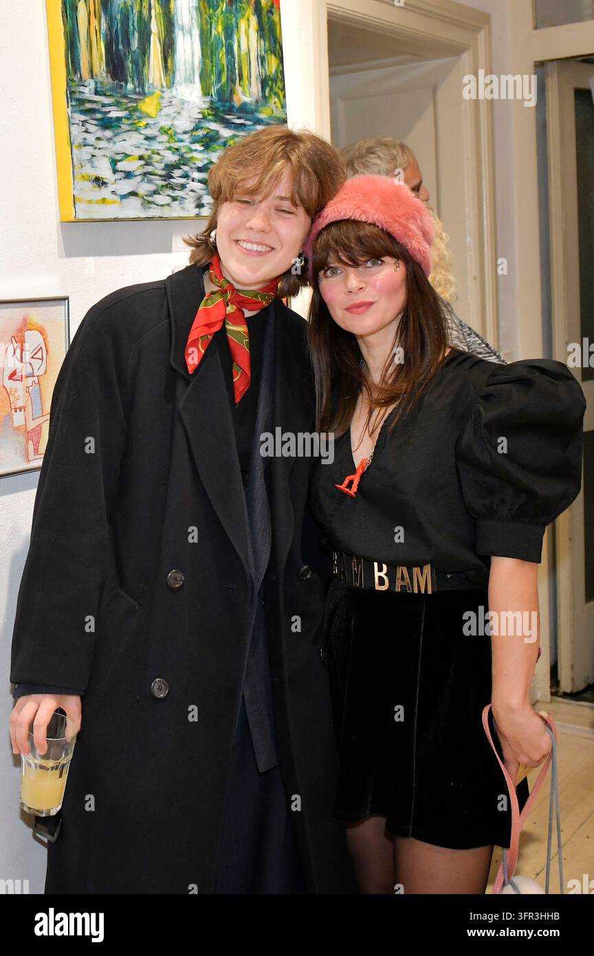 Marietta Krampitz and Lore Richter at the opening of the 4th pop-up ...