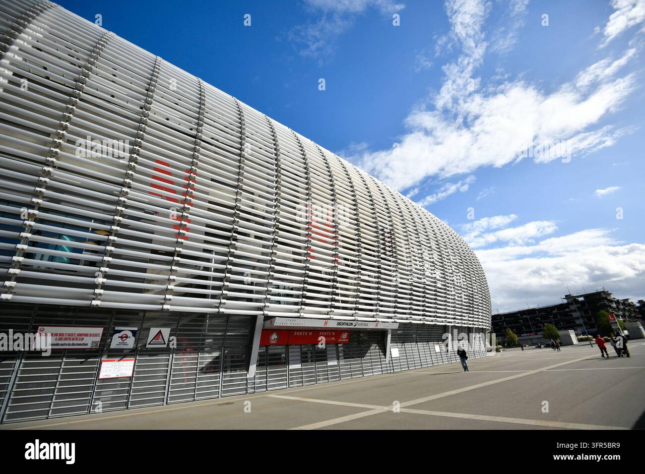 General View of Stade Pierre-Mauroy during Ligue 1 McDonald's match ...