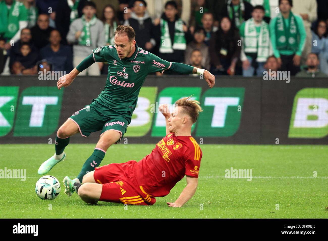 Irvin CARDONA de Saint Etienne during Ligue 2 BKT match between of ...