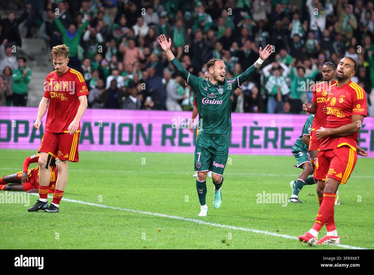 Irvin CARDONA de Saint Etienne during Ligue 2 BKT match between of ...