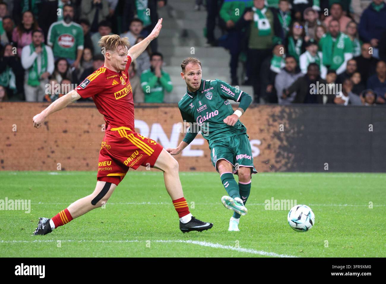 Irvin CARDONA de Saint Etienne during Ligue 2 BKT match between of ...