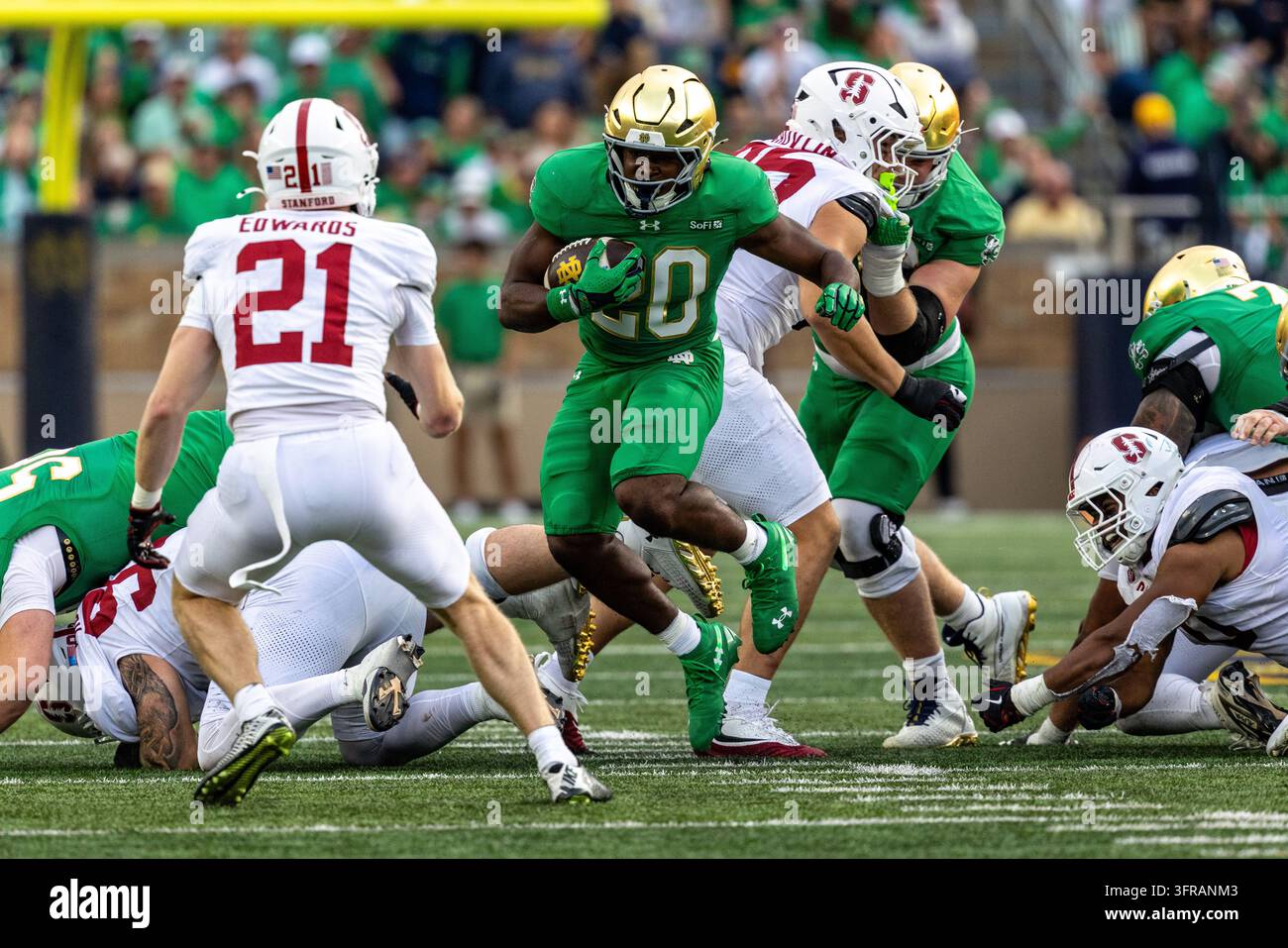Notre Dame running back Jonaz Walton (20) runs with the ball during the ...