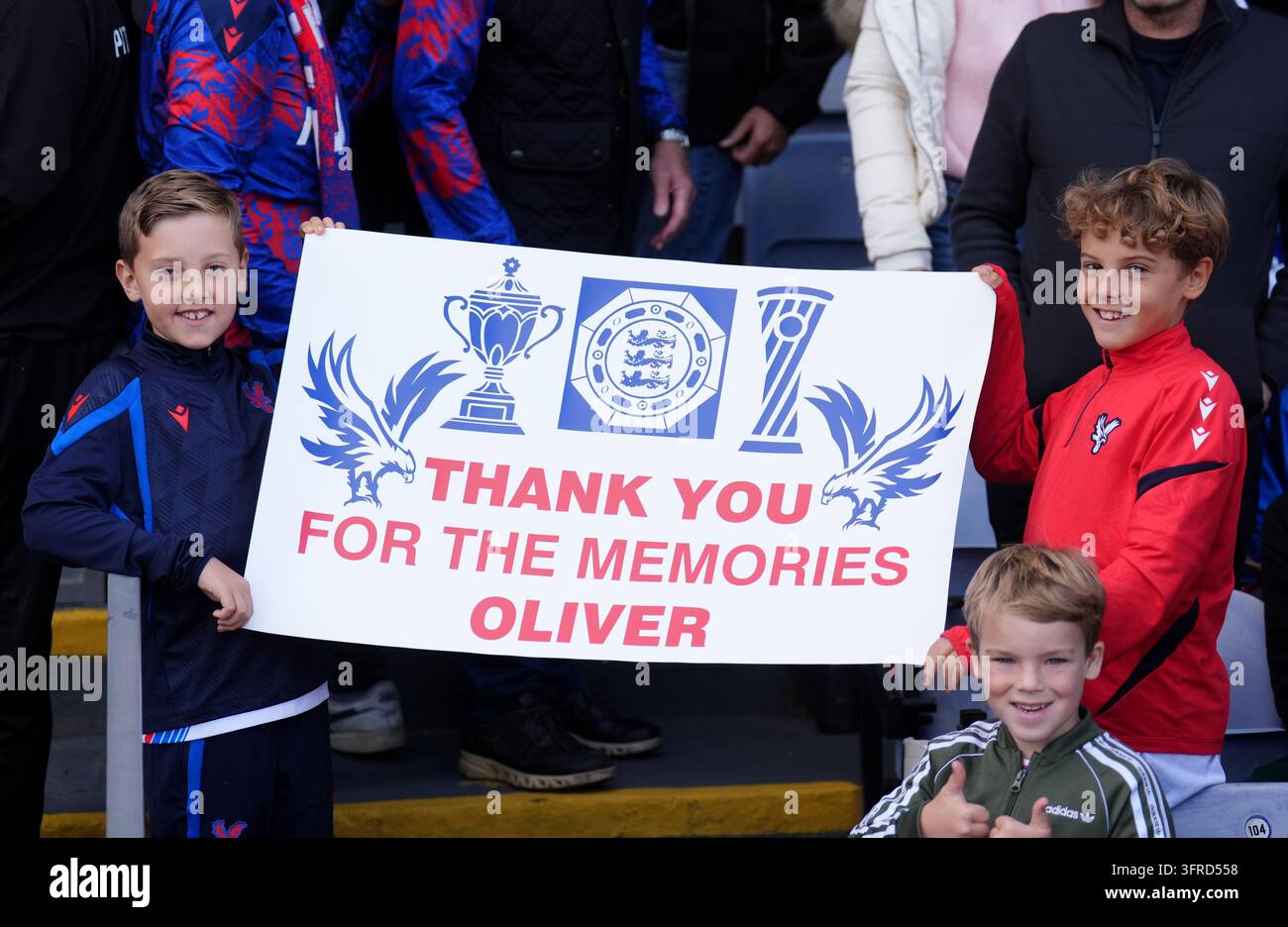 Crystal Palace fans holding up a banner for Nottingham Forest manager ...