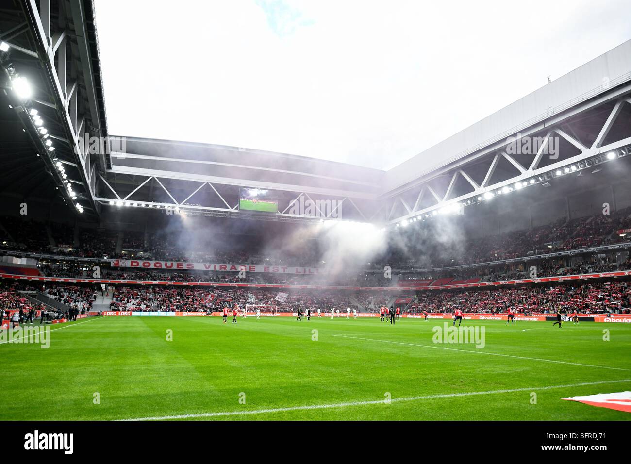 General view of Stade Pierre-Mauroy during Ligue 1 McDonald's match ...