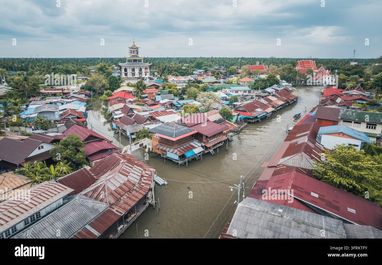 Air View Software Aerial view of Amphawa Floating Market, Thailand Stock Photo - Alamy