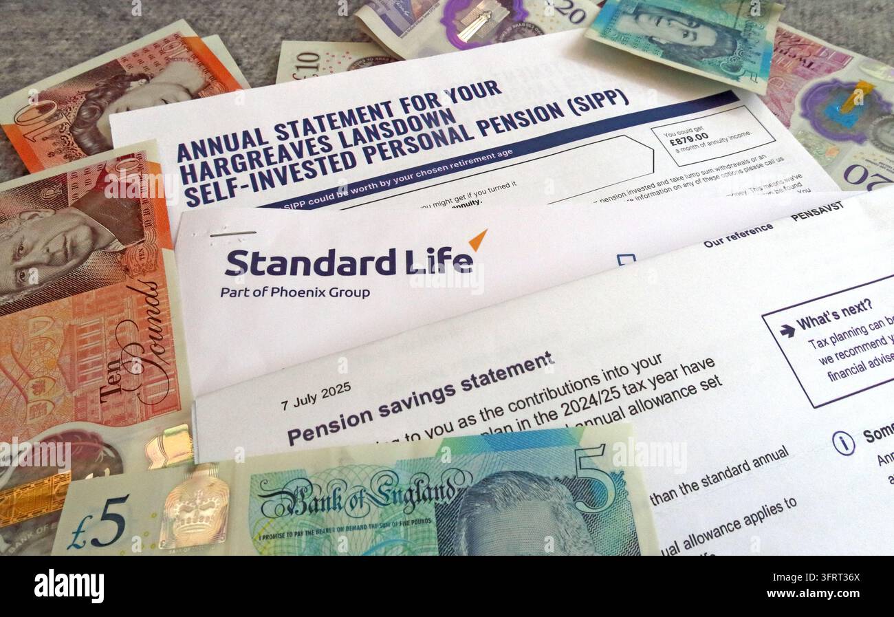 English pension statement and banknotes, England, UK. Stock Photo