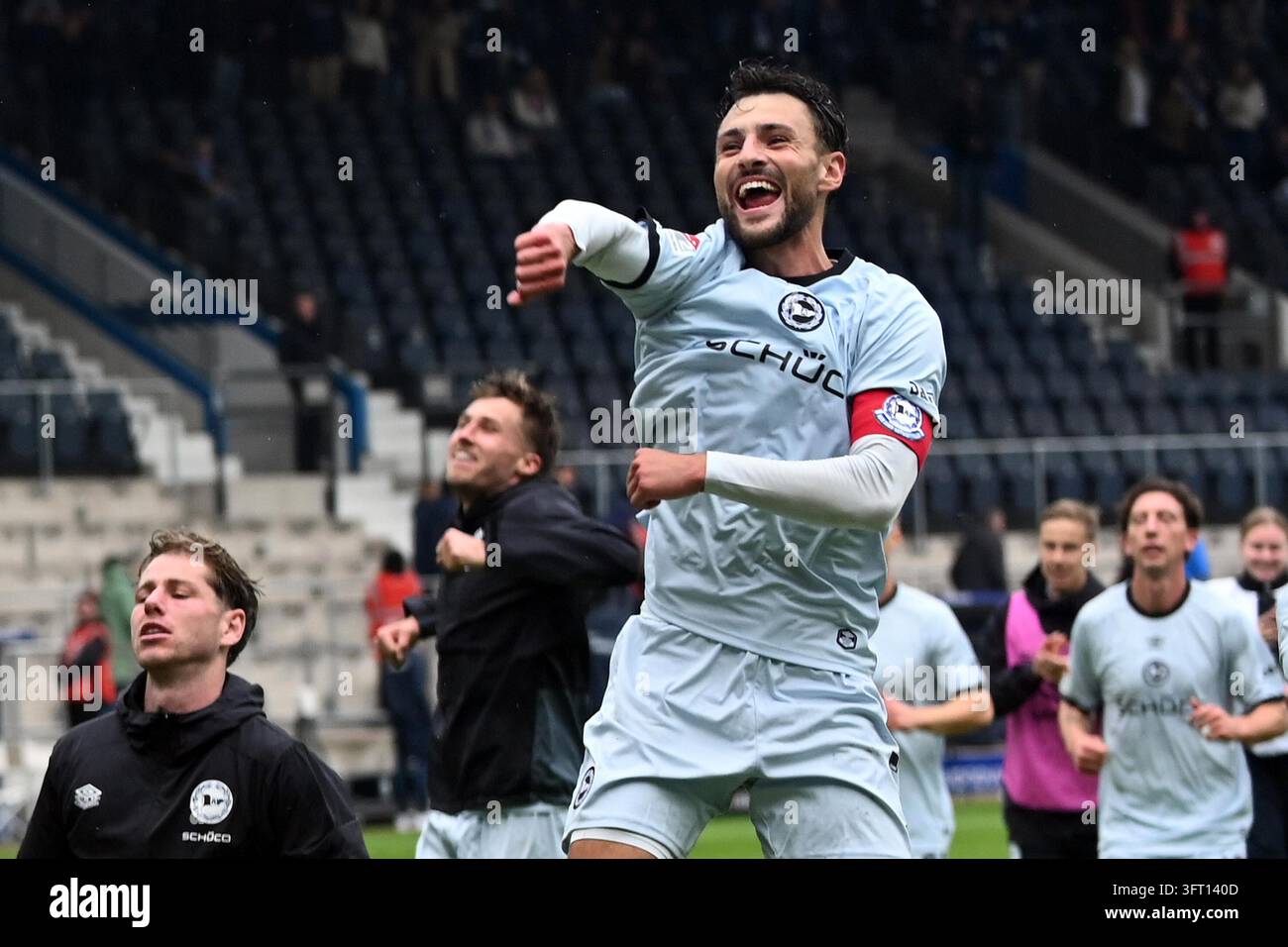 Football; Matchday 07; 2. Bundesliga [Bundesliga] [second division ...
