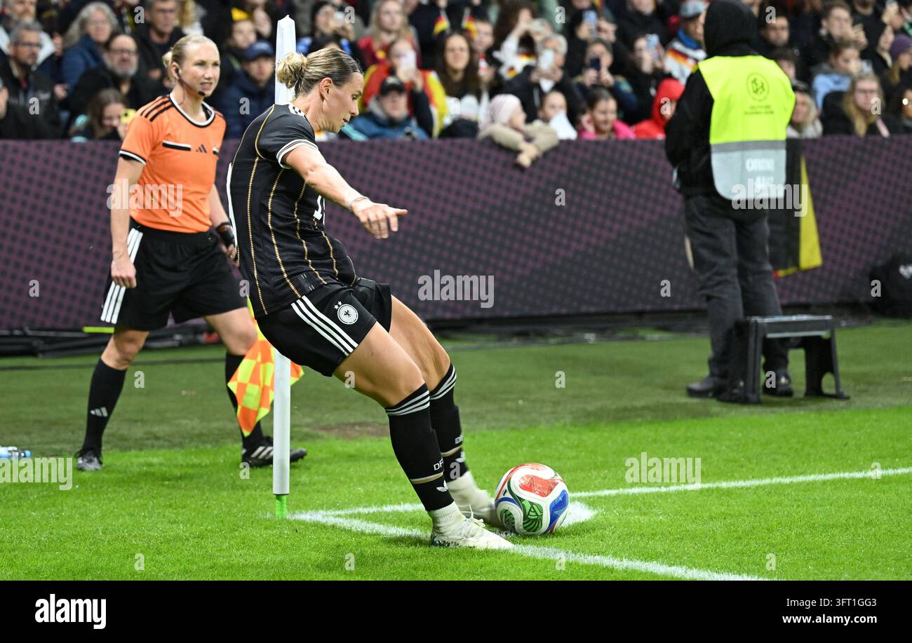 13 October 2026, Bremen: Soccer: National Team, Women's, Germany vs ...