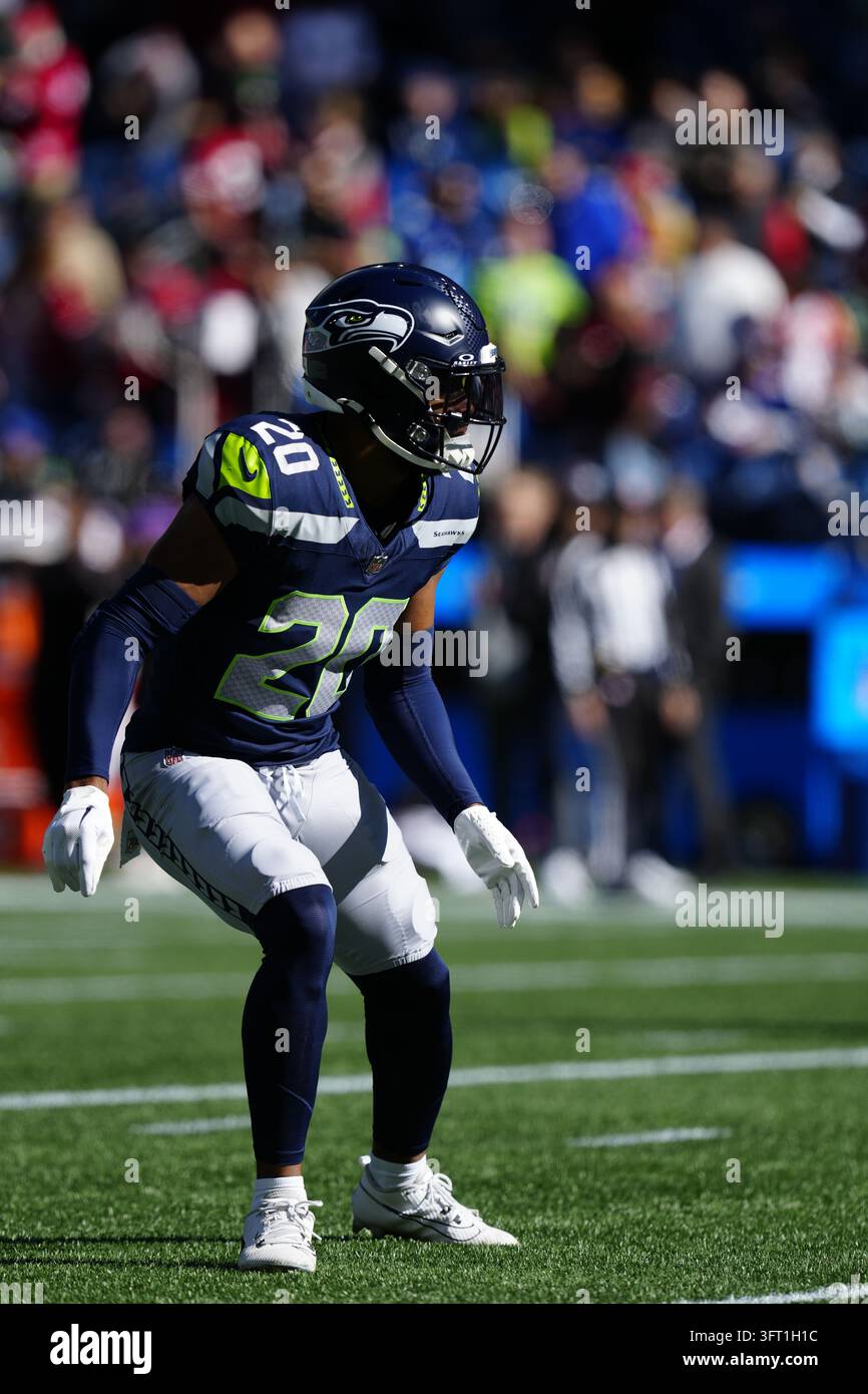 Seattle Seahawks safety Julian Love (20) gets set before an NFL ...