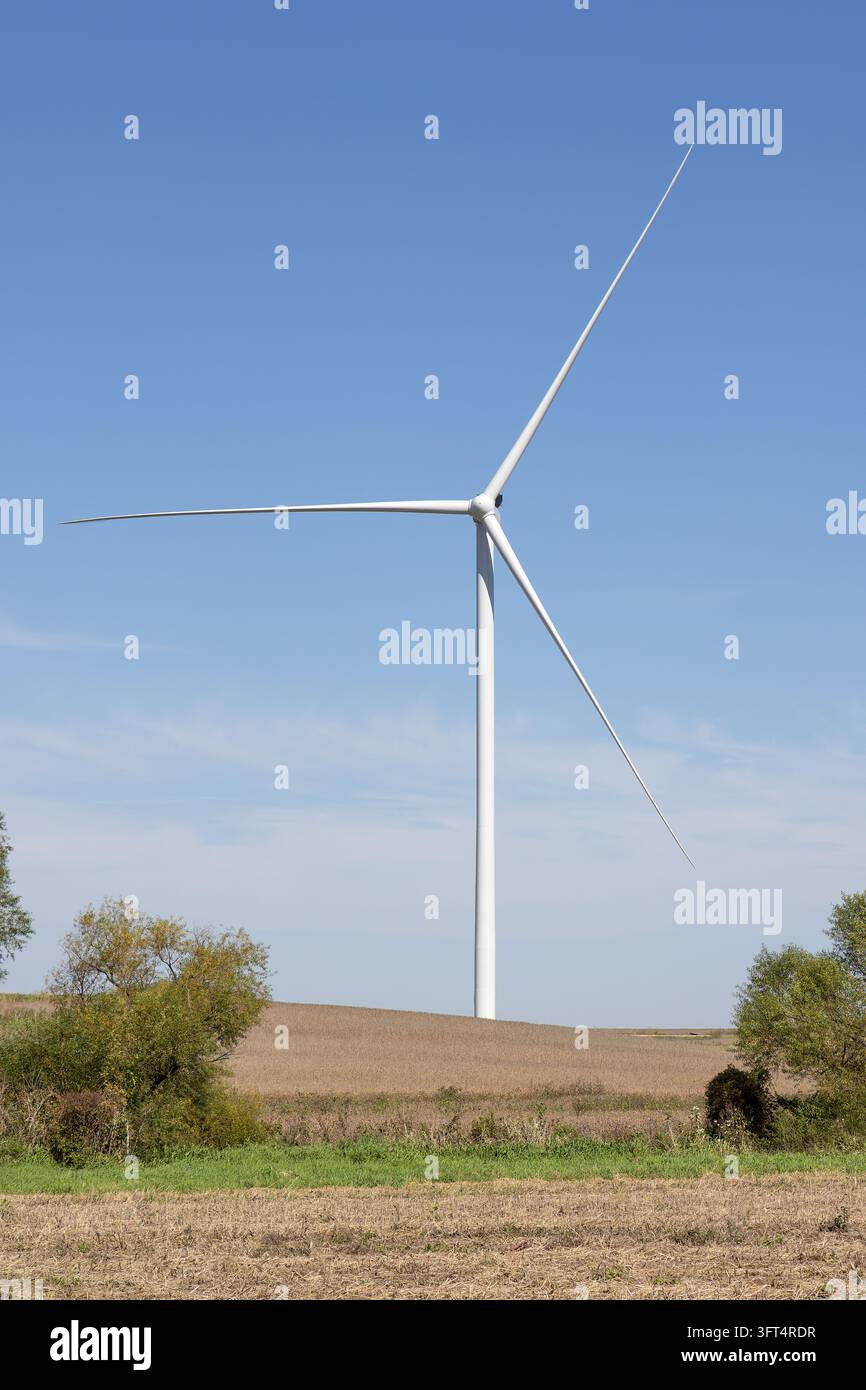 Installation of 45 Vestas 4.5 MW wind turbines at the Camp Creek wind ...