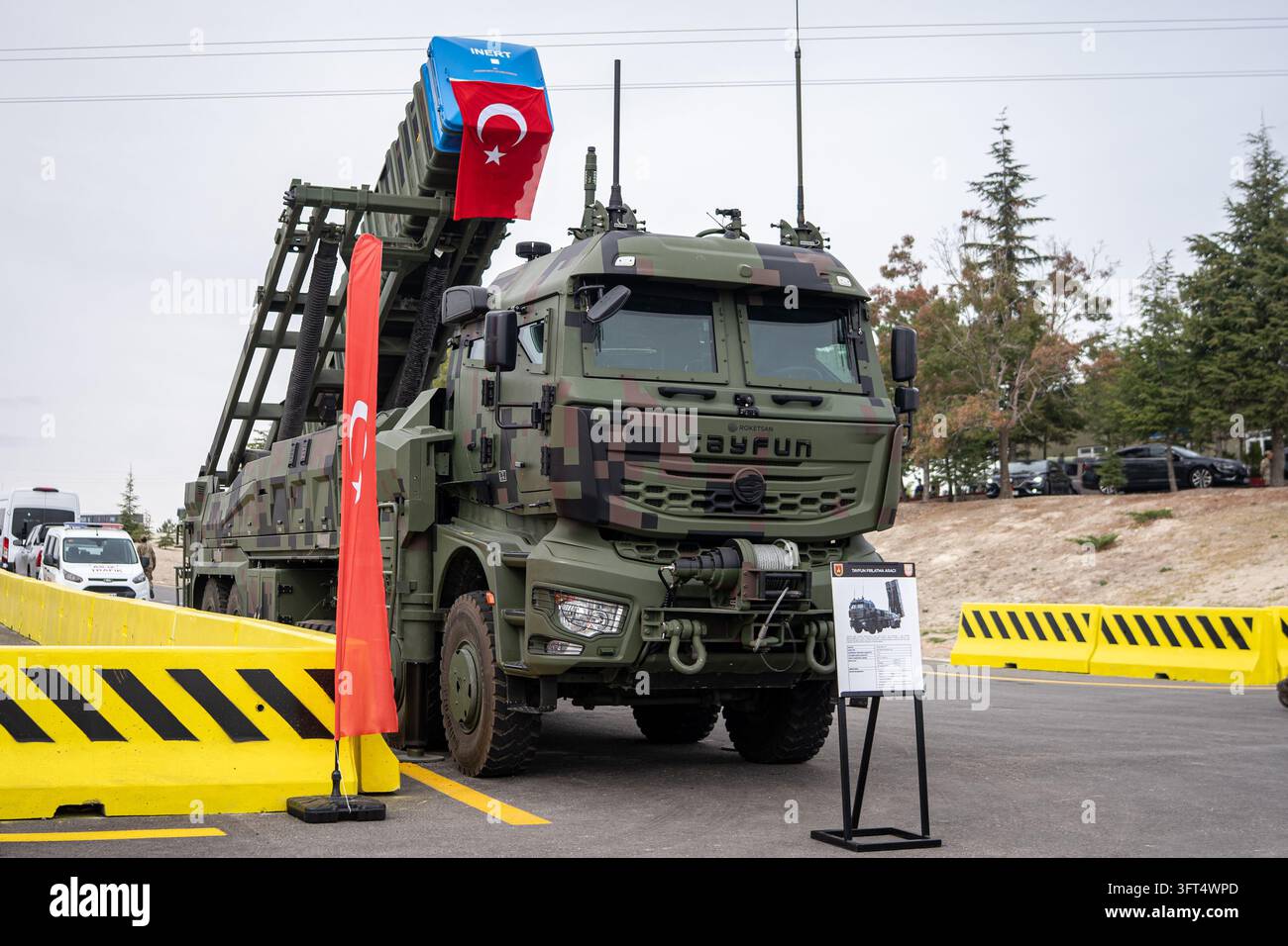 Turkey Rocket Ranges The Roketsan TAYFUN short-range ballistic missile (SRBM) launcher ...