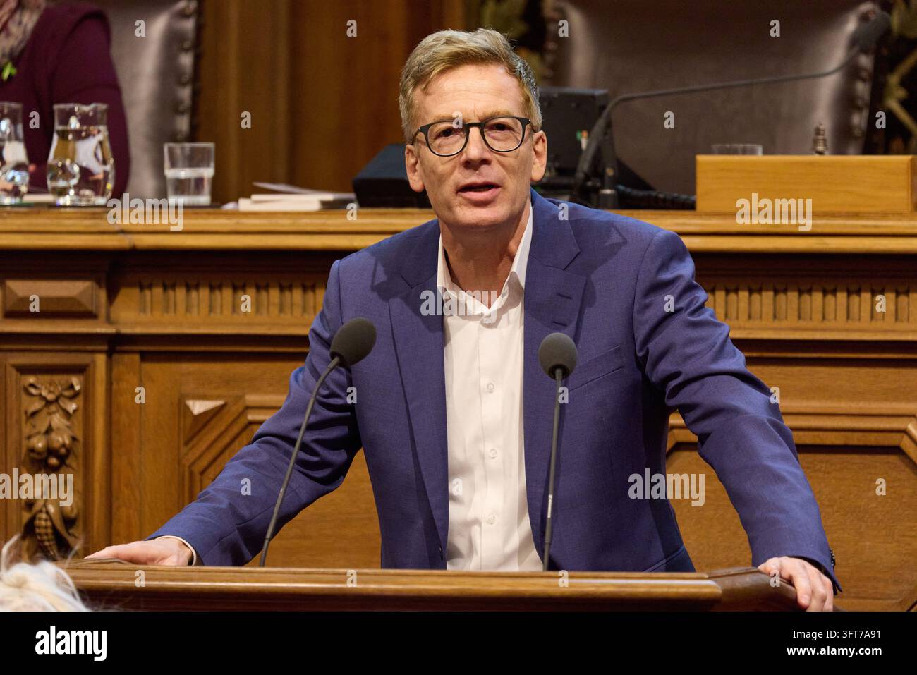 14 October 2026, Hamburg: Dirk Kienscherf (SPD), parliamentary group ...