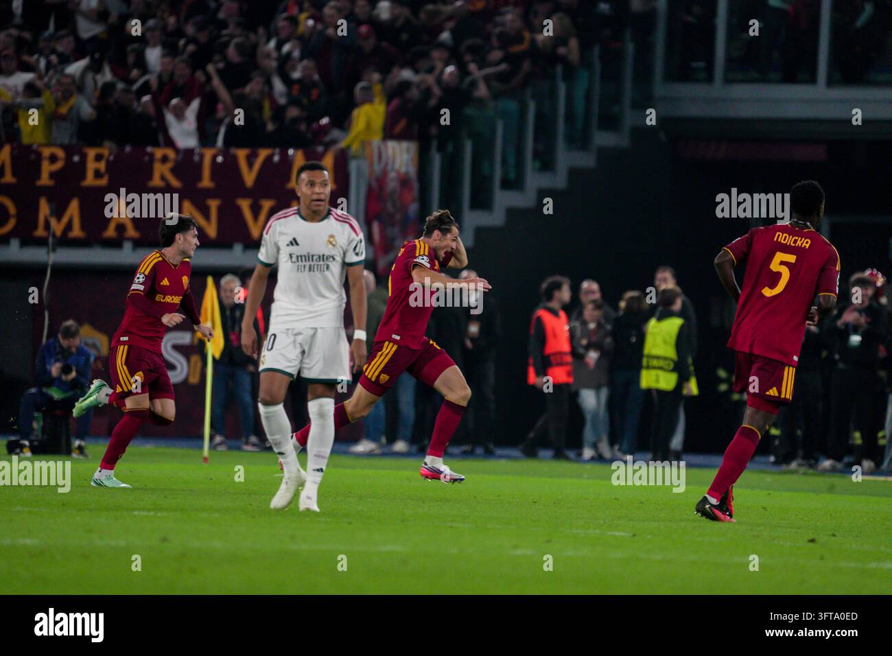 IPA89689977 - Marten de Roon of AS Roma during the AS Roma vs. Real ...