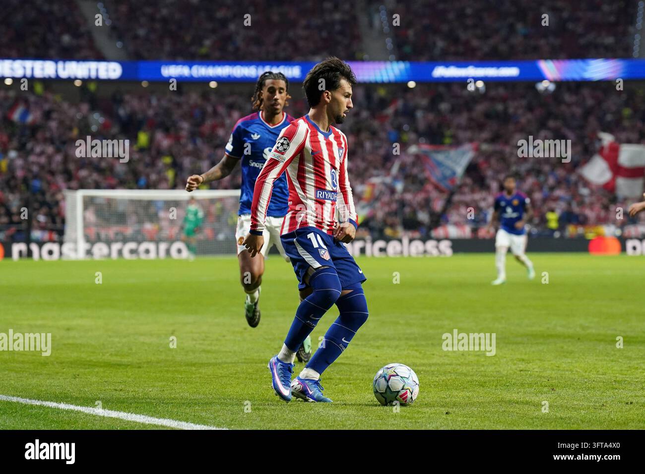 The Lex Riyadh Atlético Madrid midfielder Álex Baena (10) during Atlético Madrid v ...