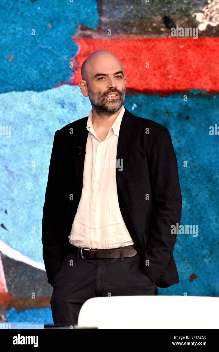 Che Che Model IPA89693696 - Milan, TV Show “Il Tavolo Di Che Tempo Che Fa ...