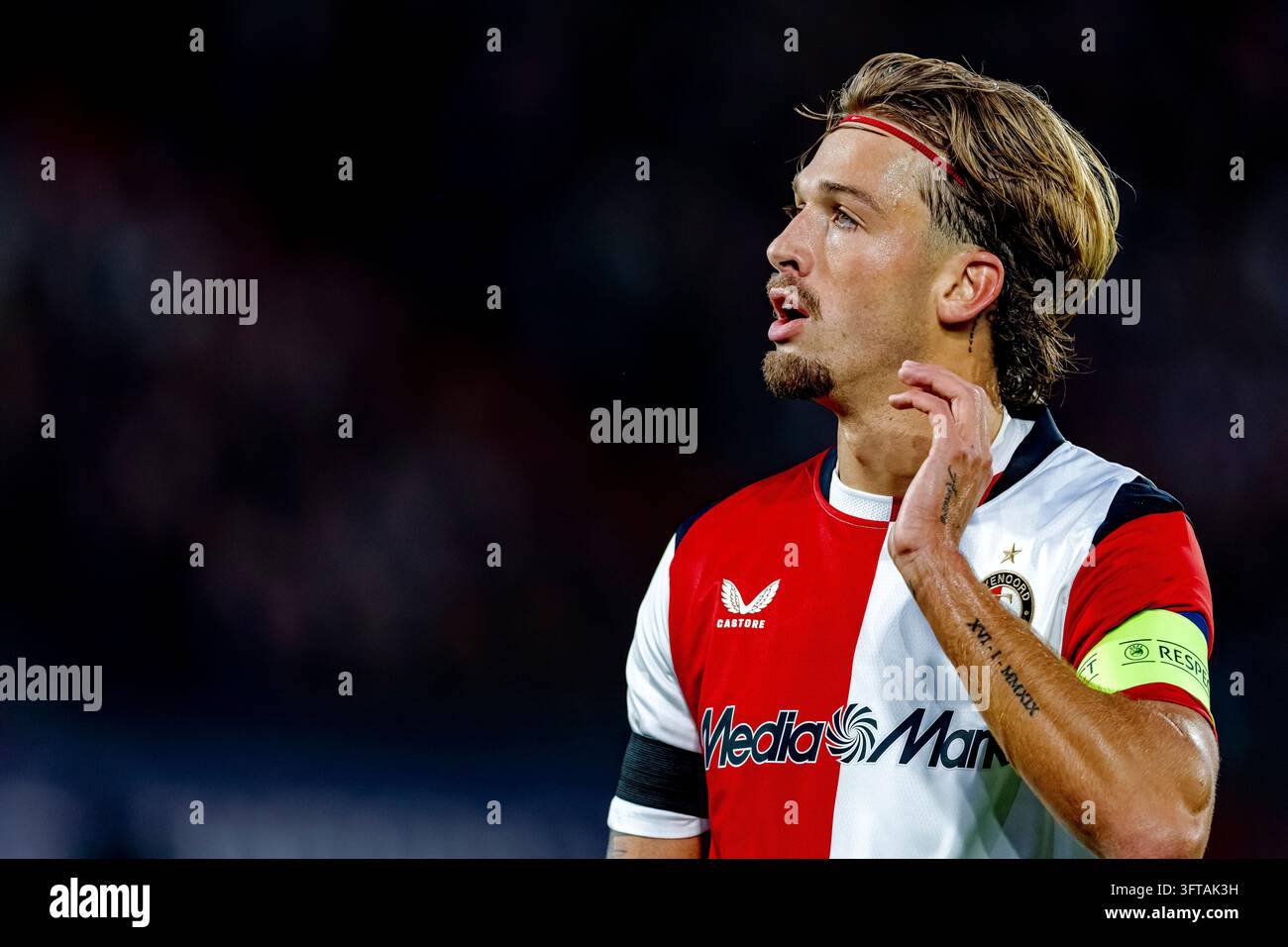ROTTERDAM - Feyenoord midfielder Luciano Valente during the UEFA ...