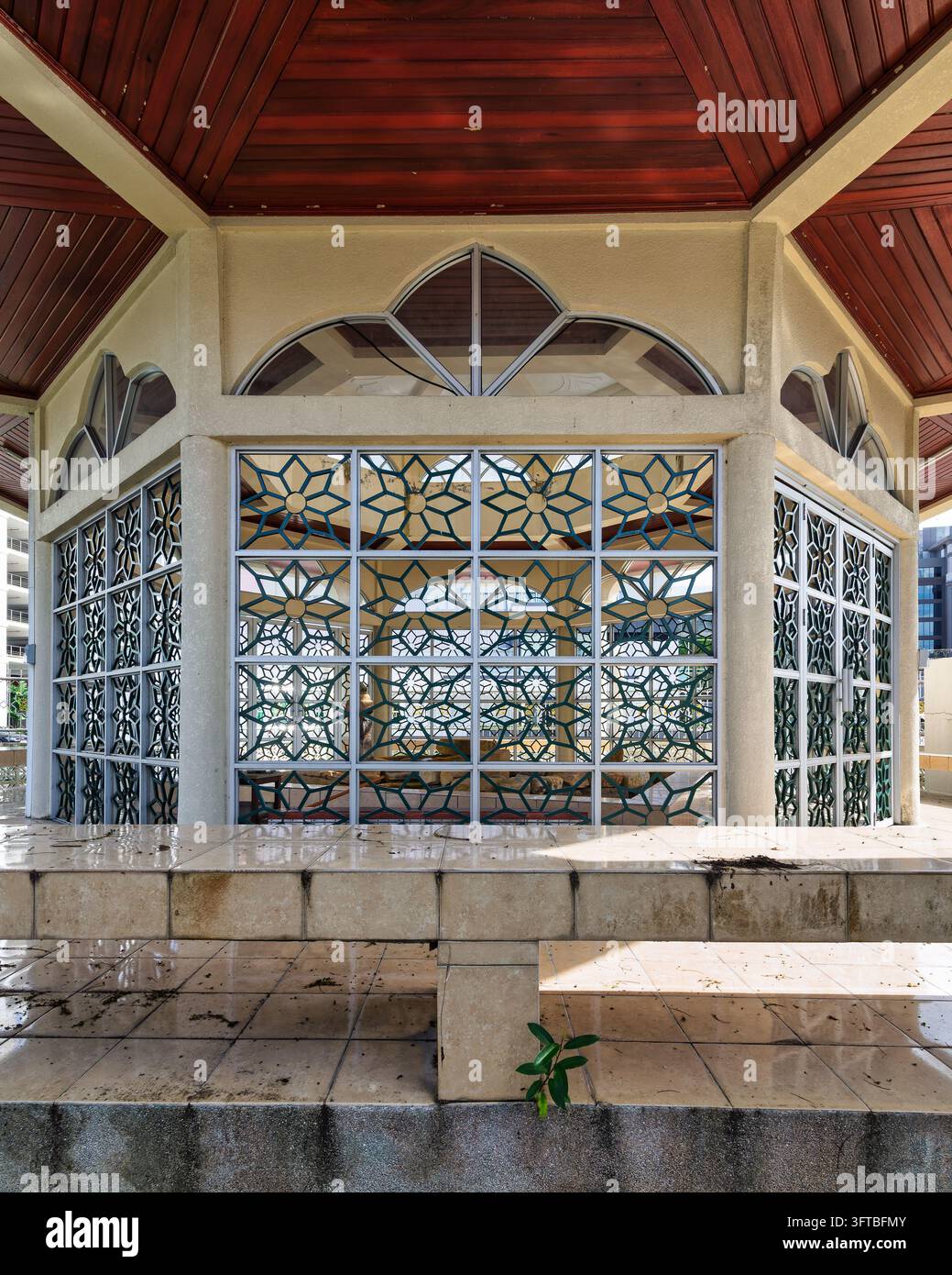 Exterior view of the Raja Ayang Mausoleum in Bandar Seri Begawan ...
