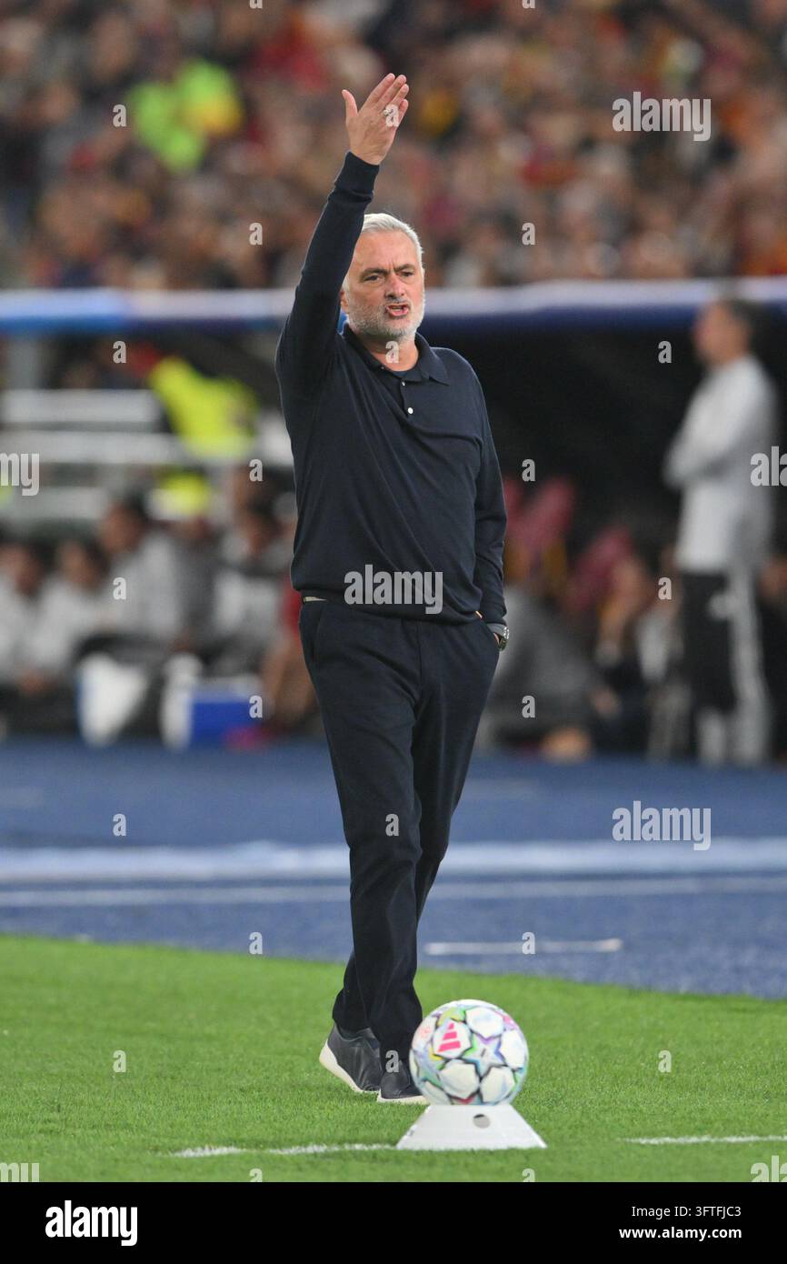 Mourinho attacks timing of sanctions before Real Madrid faces Sevilla