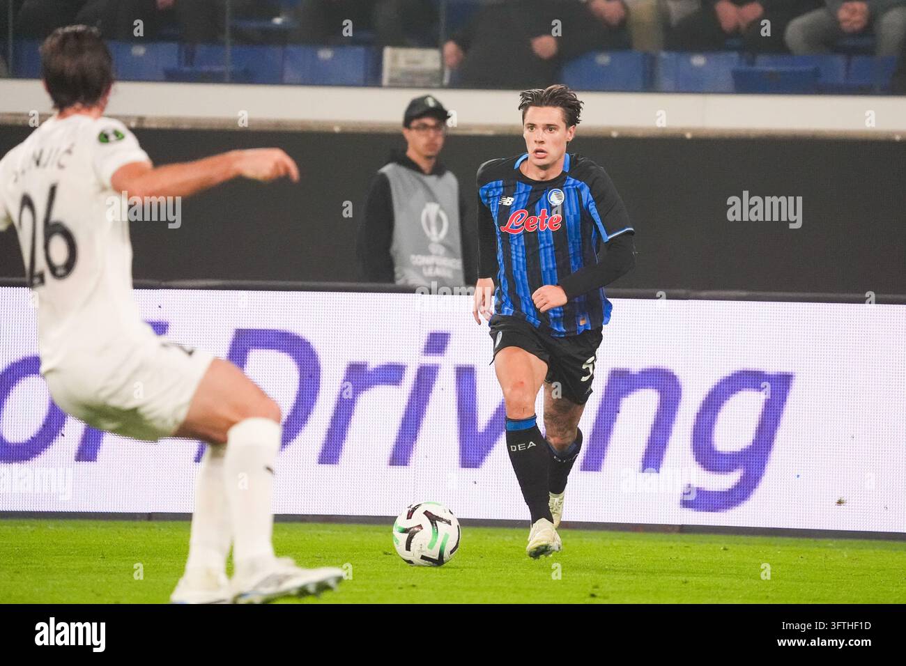 Bergamo, Italy. 15 Oct, 2026.Nicola Zalewski, during Atalanta BC v ...