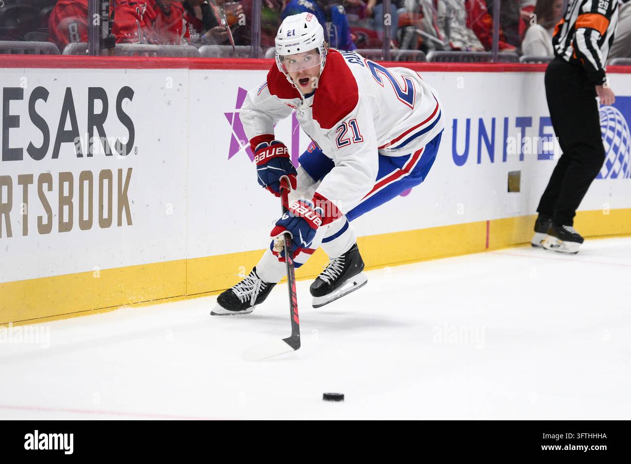 Montreal Canadiens defenseman Kaiden Guhle (21) in action during the ...