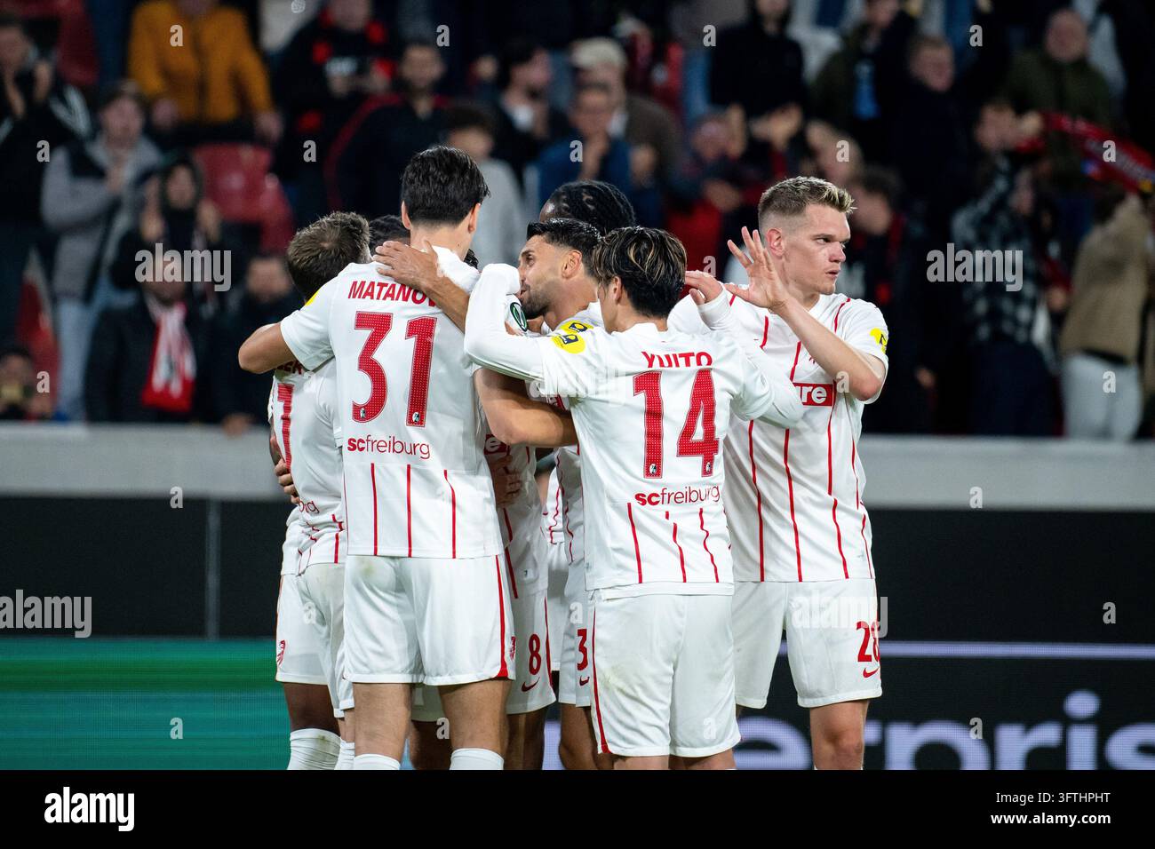 Igor Matanovic (Freiburg, #31), Yuito Suzuki (Freiburg, #14), Matthias ...