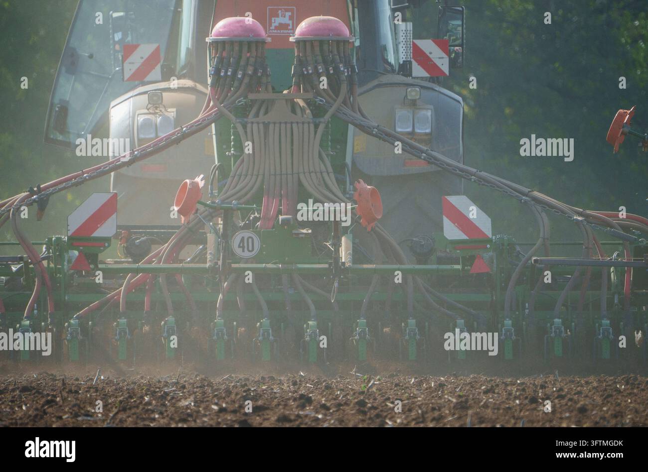 PRODUCTION - 15 October 2026, Hesse, Hofheim am Taunus: A machine is ...