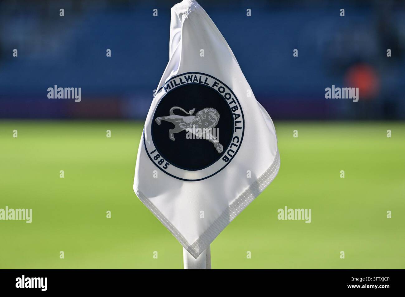 17 october 2026 hi-res stock photography and images - Alamy